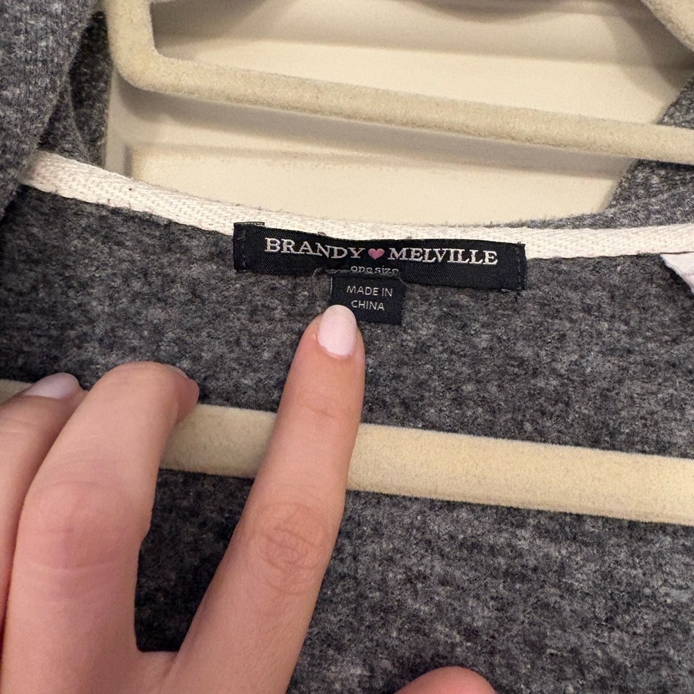 Brandy Melville gray zip up hoodie - Cotton blend One Size - Picture 4 of 5